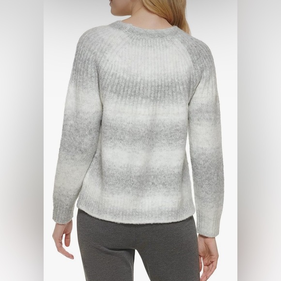DKNY SWEATER CREW NECK WOMEN  BUBBLE SLEEVES COZY TWO GRAYS TONE COLOR SIZE XS - Picture 4 of 10